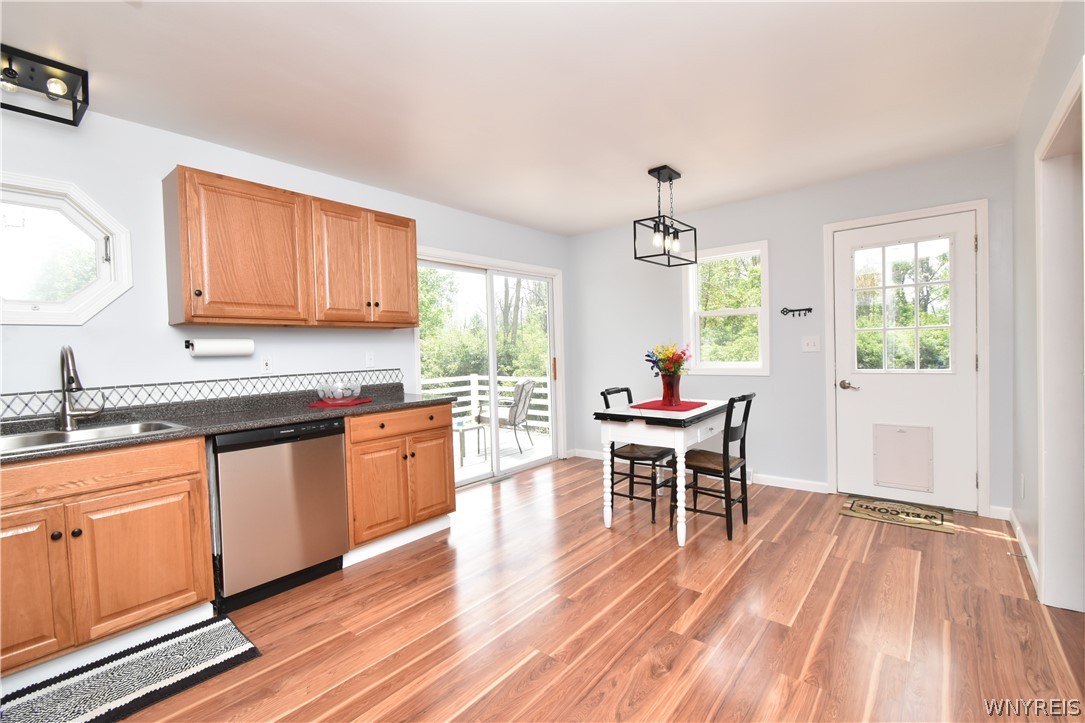 10843 Erie Road Brant, NY 14081 - Photo 8 of 39