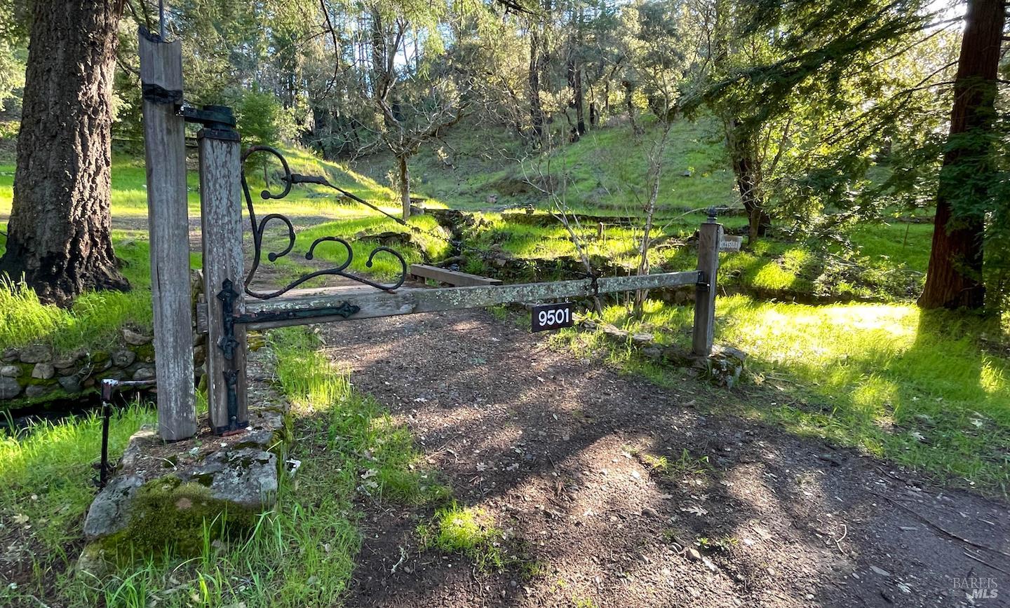 9501 Franz Valley School Road Calistoga, CA 94515 - Photo 10 of 13