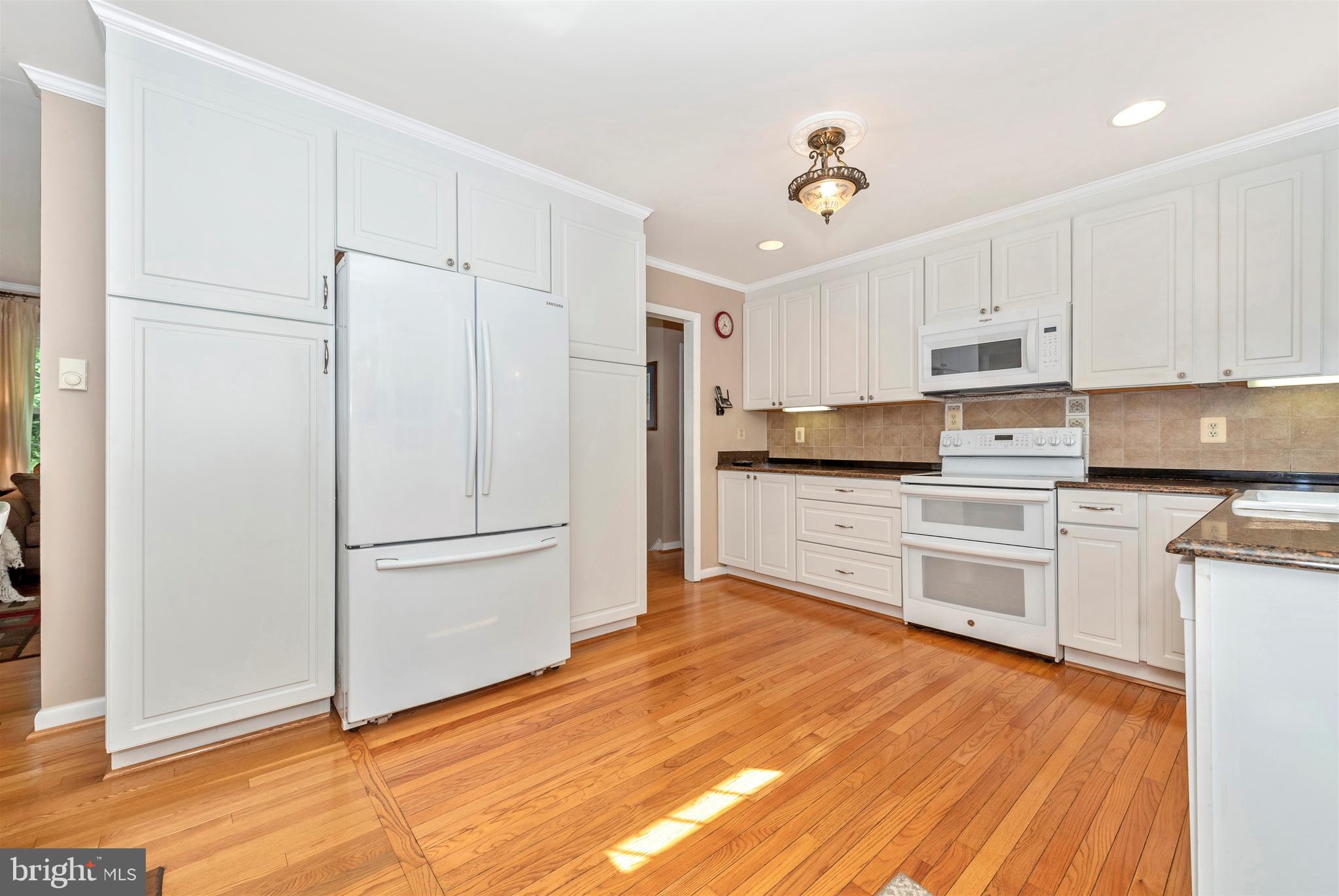 6313 Ford Road Frederick, MD 21702 - Photo 10 of 53 Kitchen