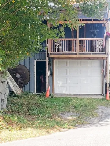 $65,000 | 122 Mill Street, Hardwick, VT 05843