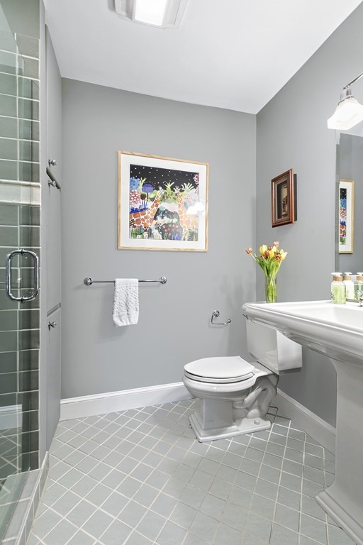 22 Nantucket Road Newton, MA 02461 - Photo 8 of 17 Gallery Image 8