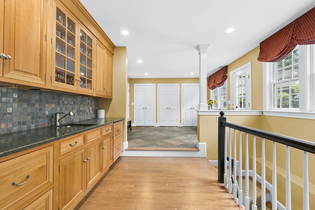 22 Nantucket Road Newton, MA 02461 - Photo 9 of 17 Gallery Image 9