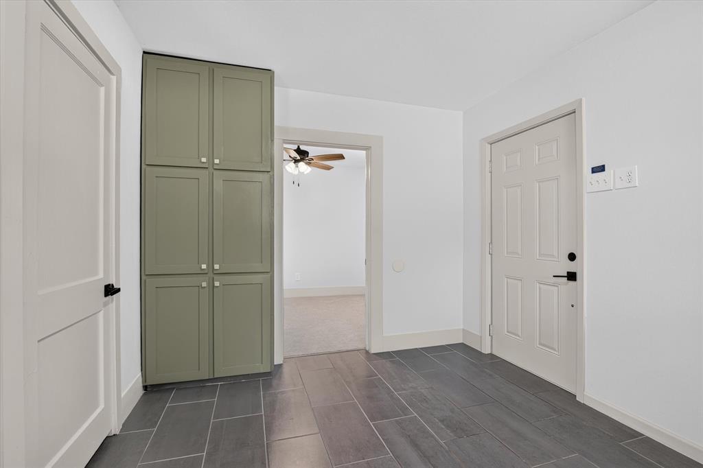 71 Crown Road Willow Park, TX 76087 - Photo 11 of 36 Gallery Image 11
