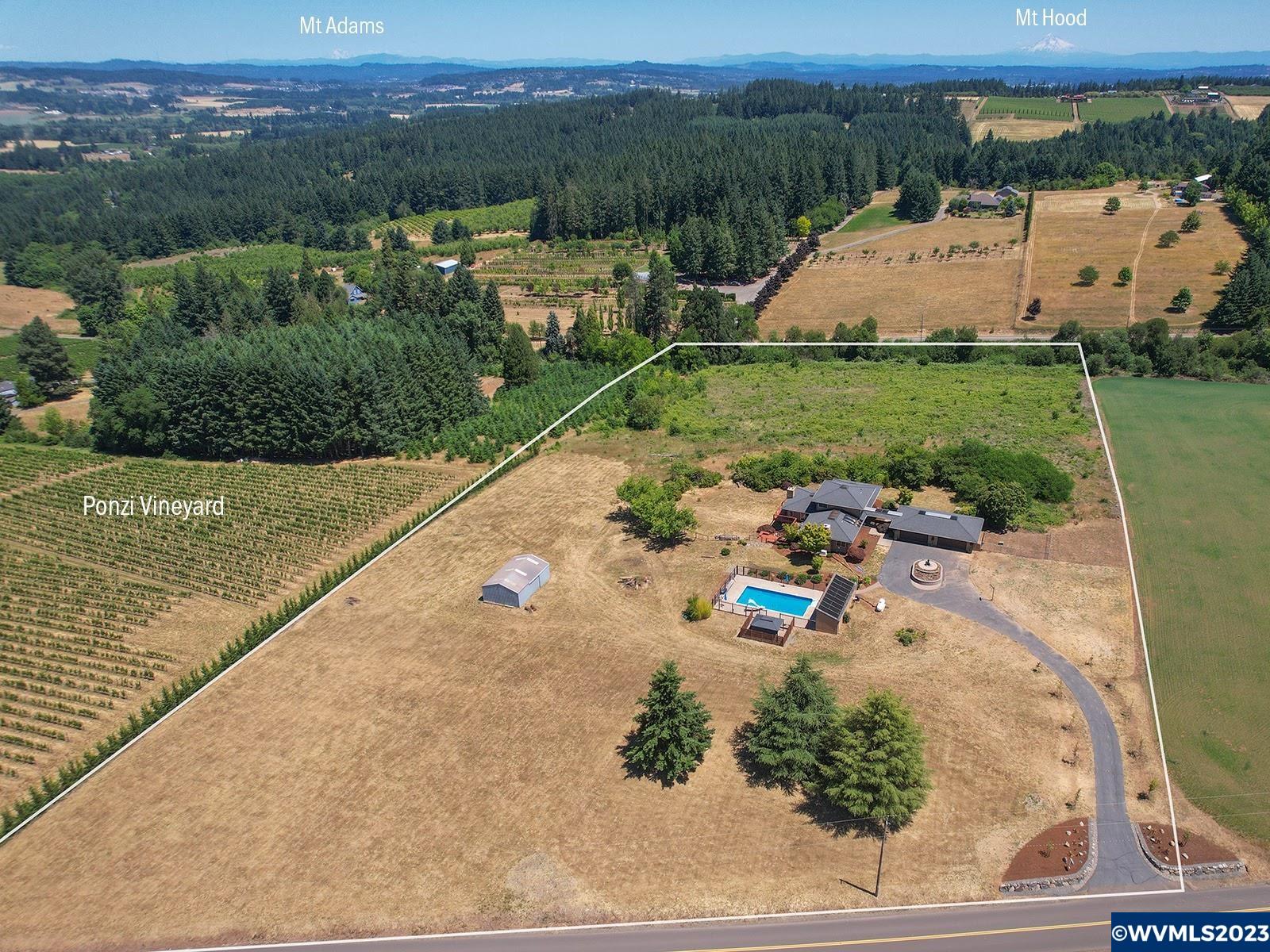 20170 Southwest Mountain Home Road Sherwood, OR 97140 - Photo 2 of 42 Gallery Image 2