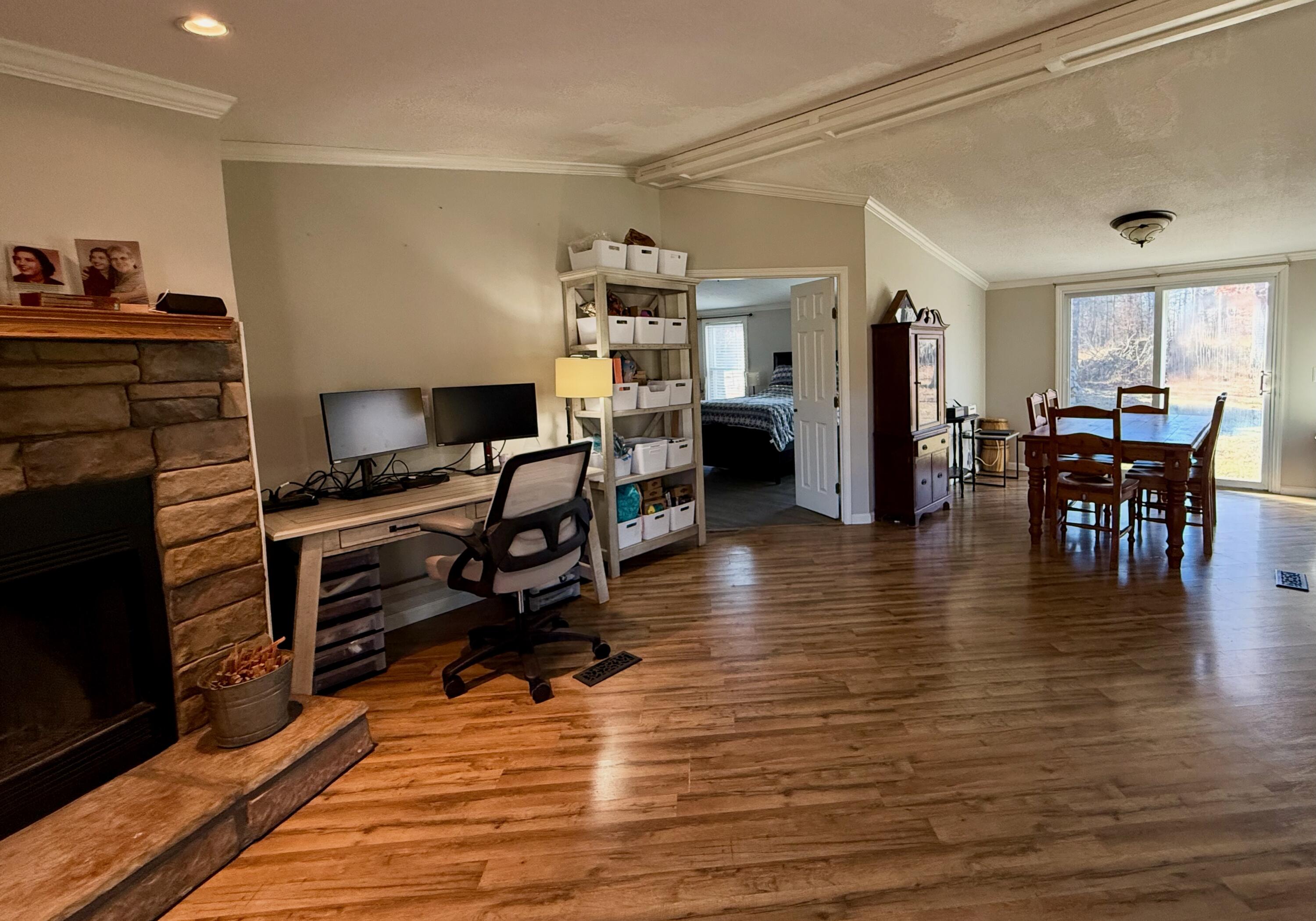 2252 Gizzard Creek Road Sequatchie, TN 37374 - Photo 12 of 31 Living Room