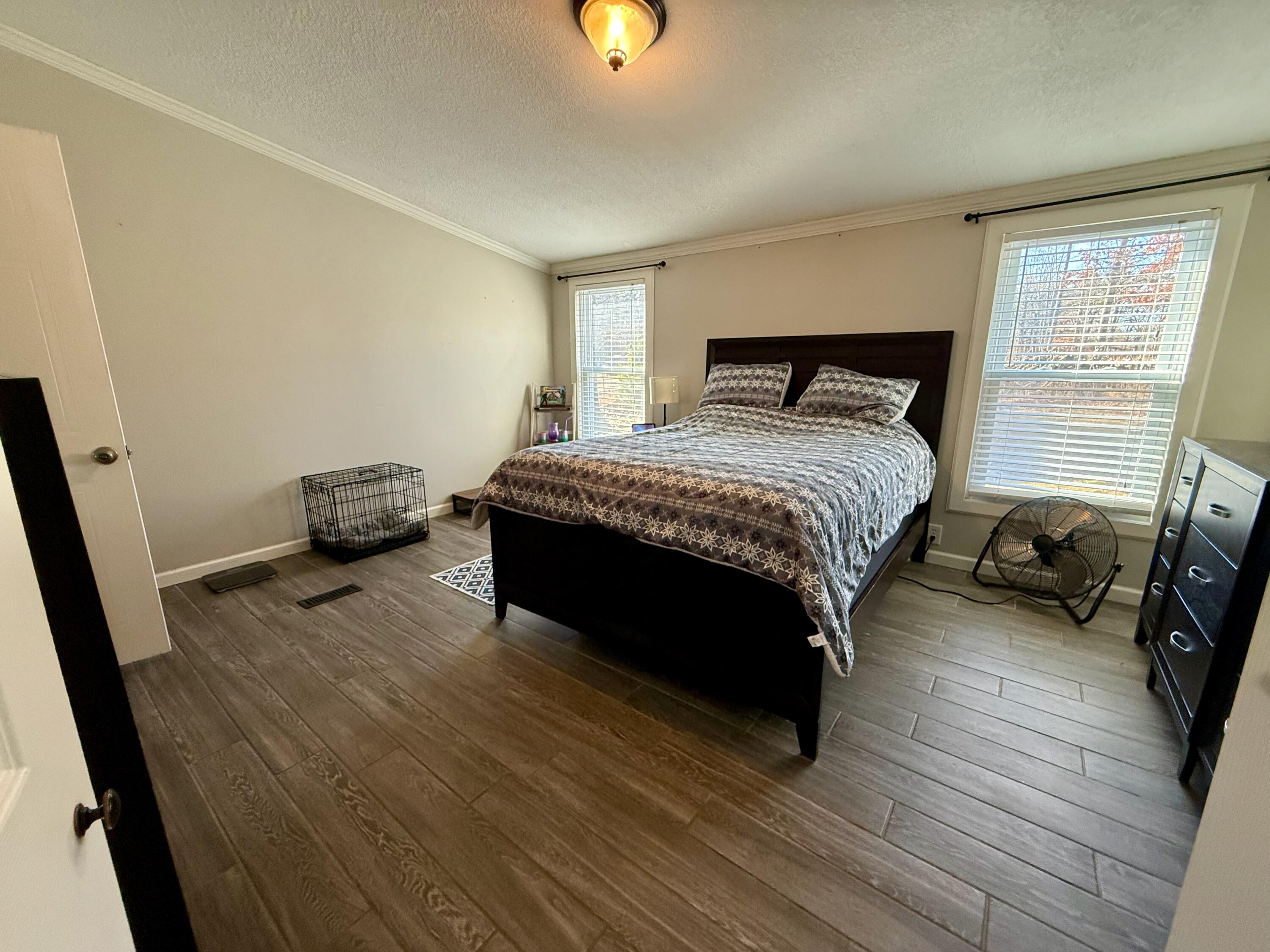 2252 Gizzard Creek Road Sequatchie, TN 37374 - Photo 17 of 31 Master Bedroom