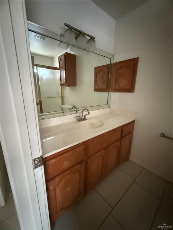 1916 Summer Breeze Road, Unit B Mission, TX 78572 - Photo 9 of 11 Gallery Image 9