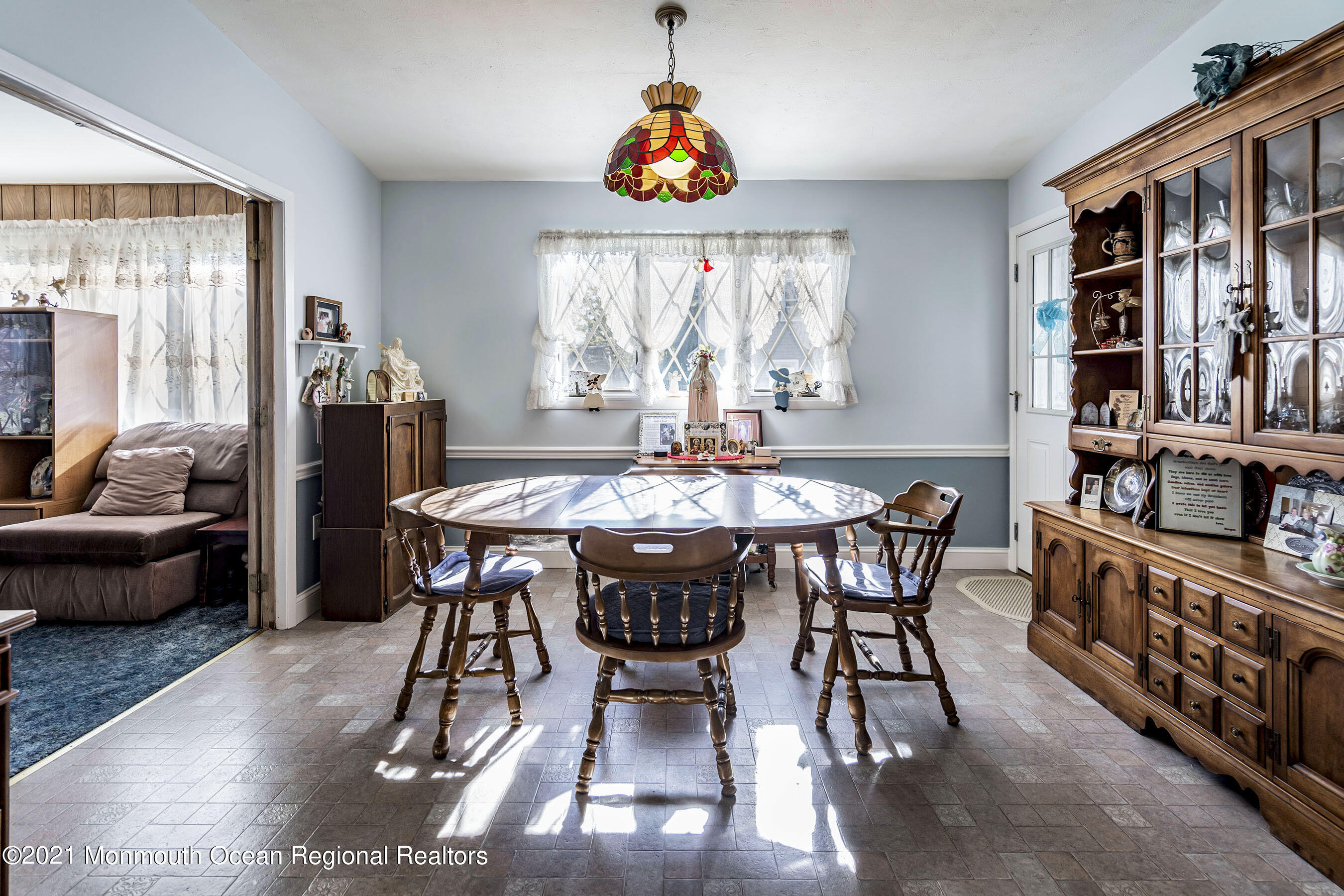 61 Brockton Road Hamilton, NJ 08619 - Photo 12 of 25 Dining1