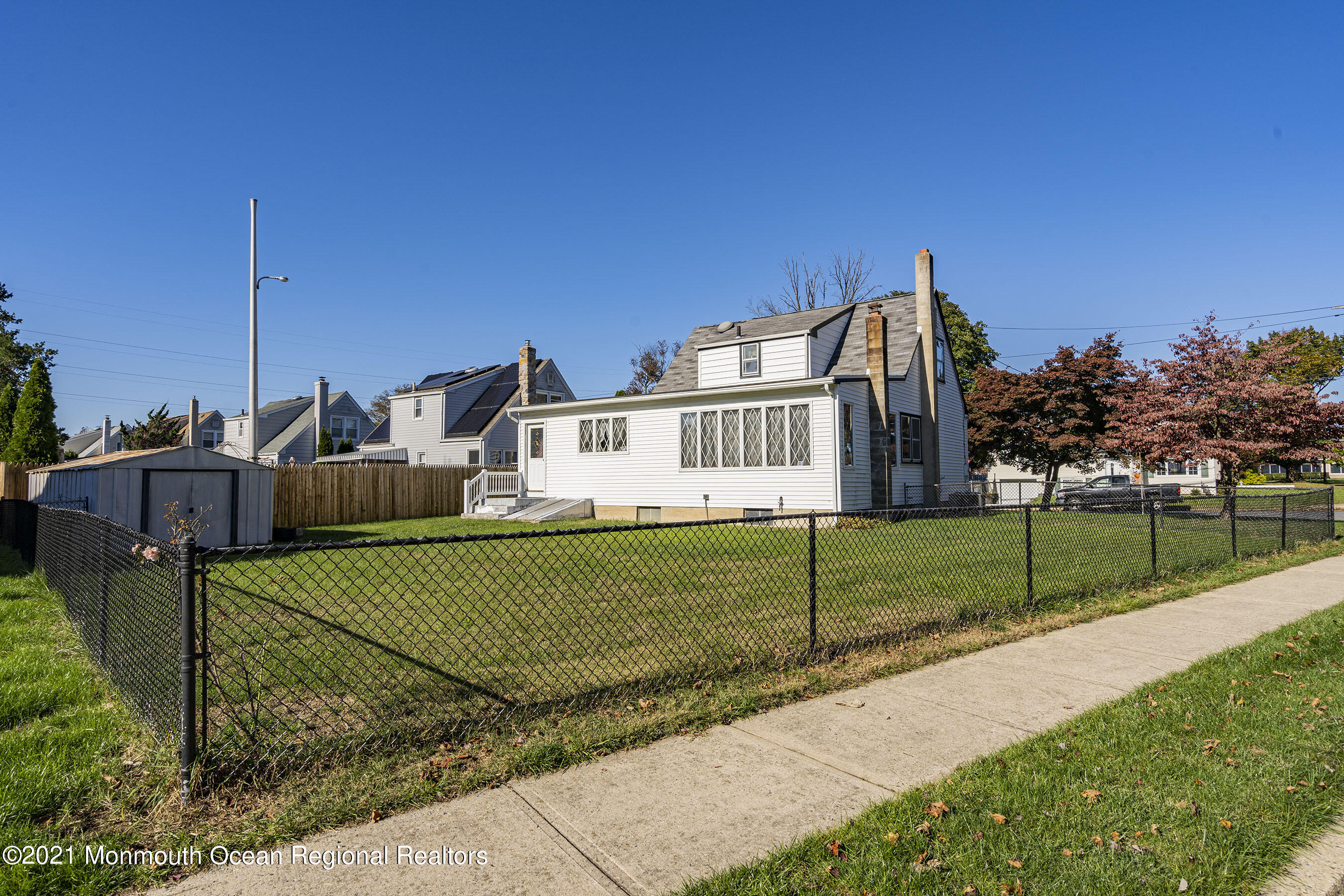 61 Brockton Road Hamilton, NJ 08619 - Photo 9 of 25 RearRight