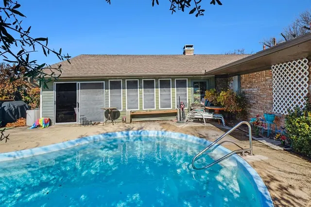 $335,000 | 1319 Meadowcrest Drive, Mesquite, TX 75149