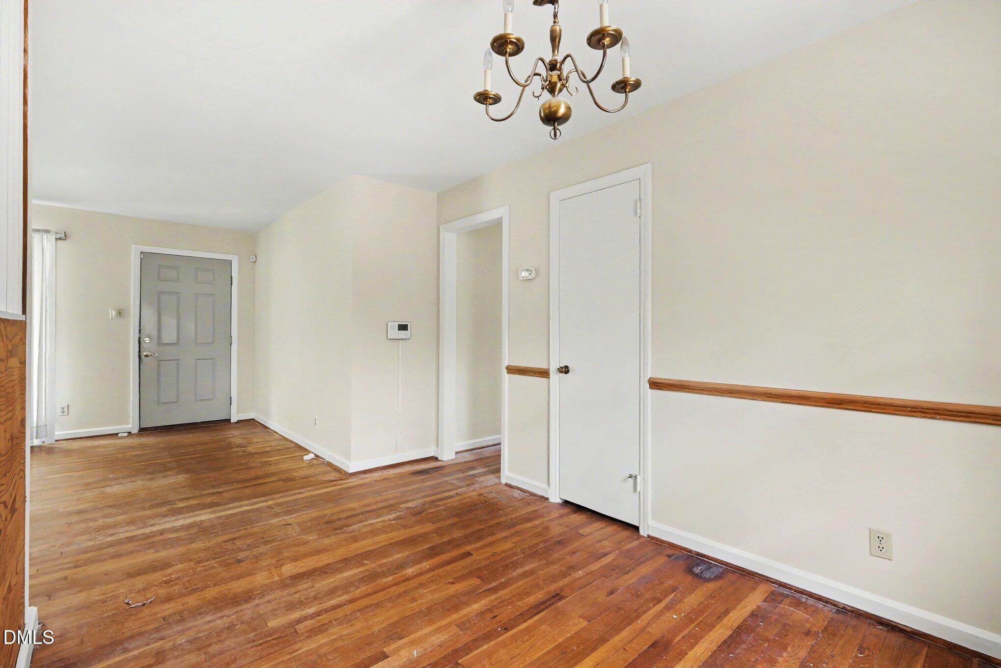 2506 Crestline Avenue Raleigh, NC 27603 - Photo 5 of 25 12