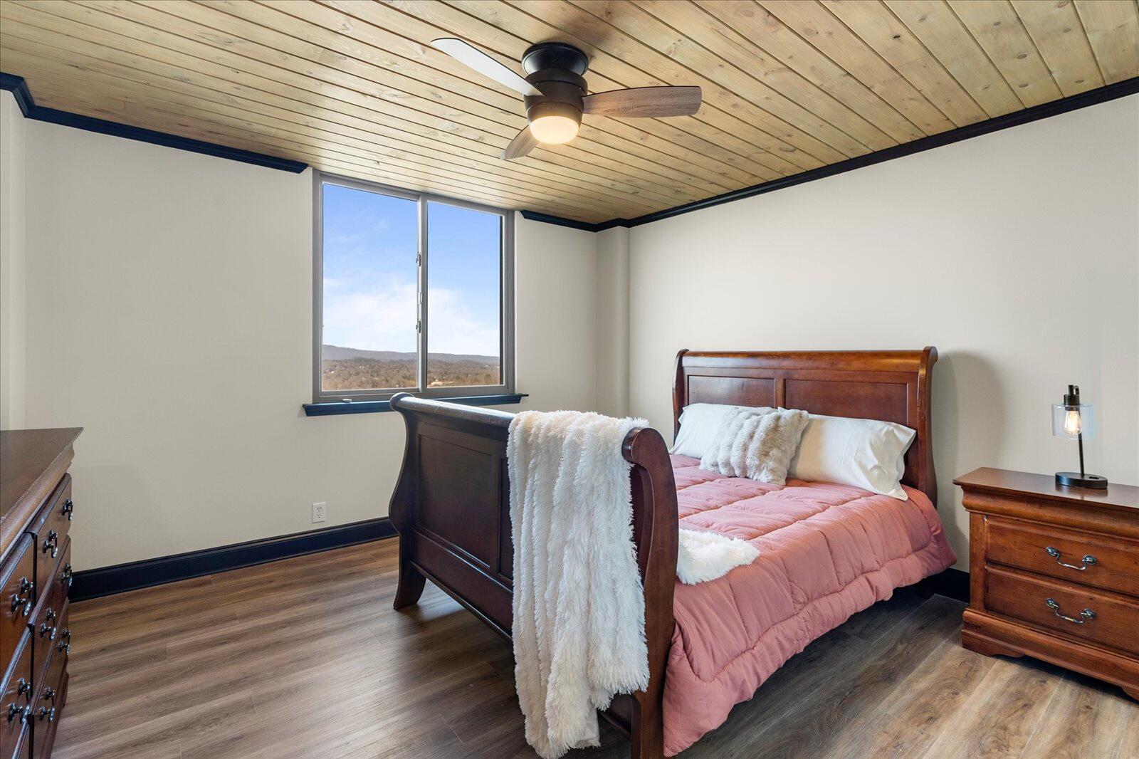 1131 Stringers Ridge Road, Unit 10B Chattanooga, TN 37405 - Photo 12 of 40 2873