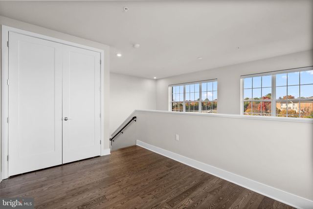 $620,000 | 502 Diamondback Drive, Unit 212, Gaithersburg, MD 20878