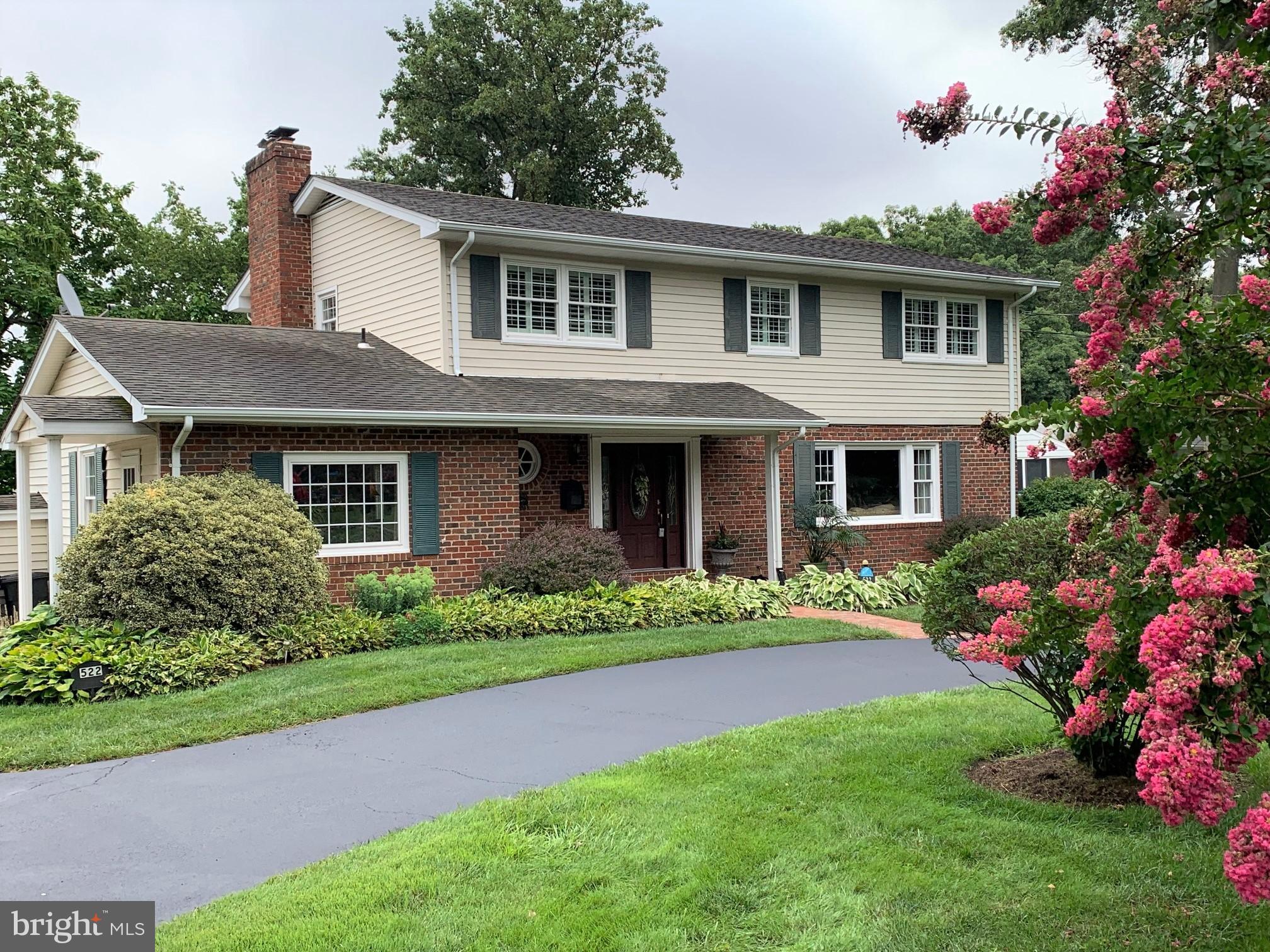 522 Dranesville Road Herndon, VA 20170 - Photo 1 of 47 exterior front