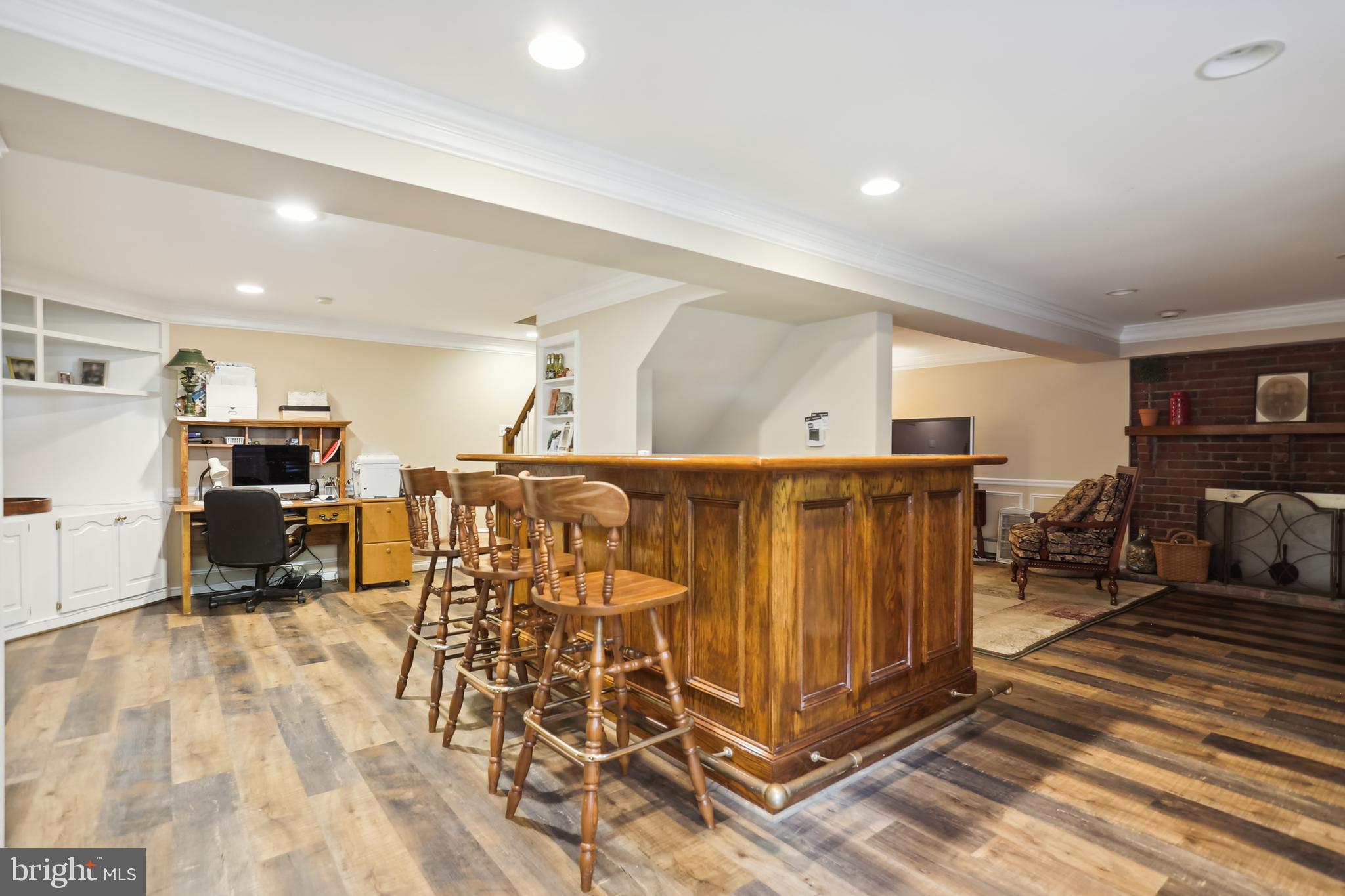 522 Dranesville Road Herndon, VA 20170 - Photo 33 of 47 lower level rec pic 2