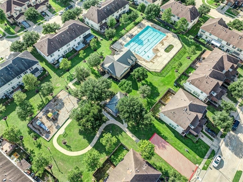 8118 Barnes Ridge Lane Houston, TX 77072 - Photo 19 of 19 Playground & Pool in Community!
