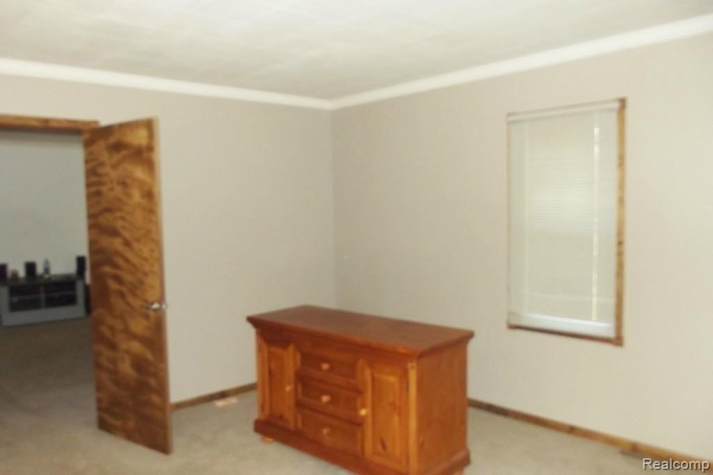 2311 Elm Road North Webberville, MI 48892 - Photo 3 of 7 DSCF6015.jpg
