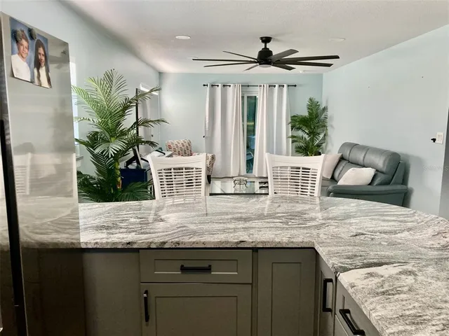 $140,000 | 4511 3rd St Circle West, Unit 289, Bradenton, FL 34207