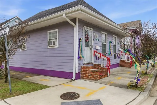 $1,000 | 1441 Touro Street, New Orleans, LA 70116
