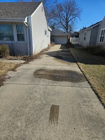 $335,000 | 4939 North Cumberland Avenue, Norridge, IL 60706