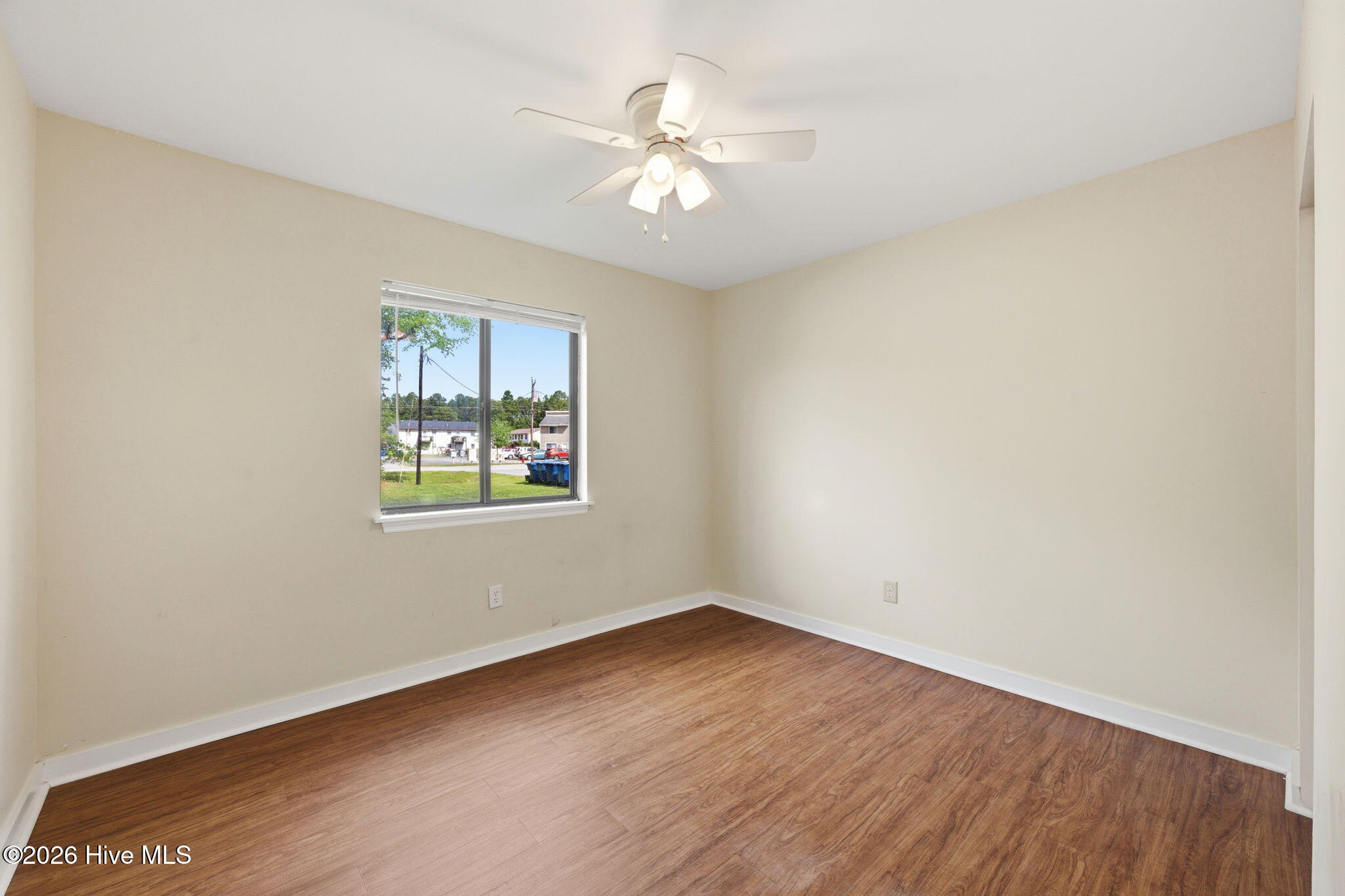 201 Shipman Road, Unit 37 Havelock, NC 28532 - Photo 9 of 17 10-web-or-mls-DSC_4545