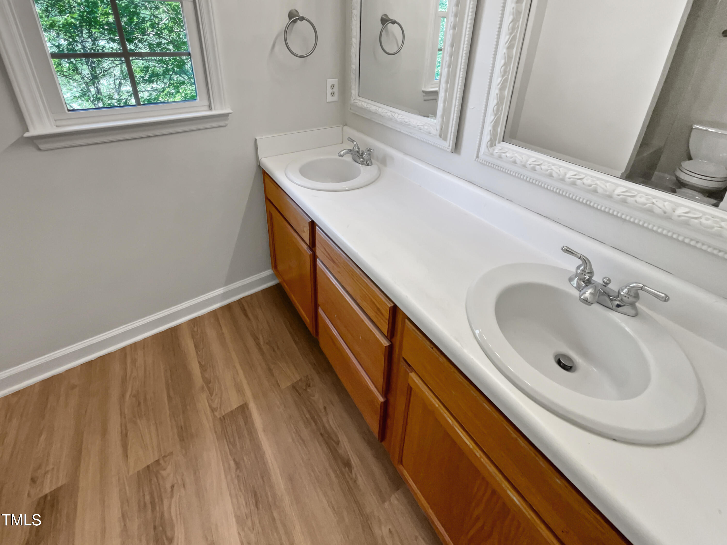 4101 Landrum Lane Raleigh, NC 27616 - Photo 15 of 21 11