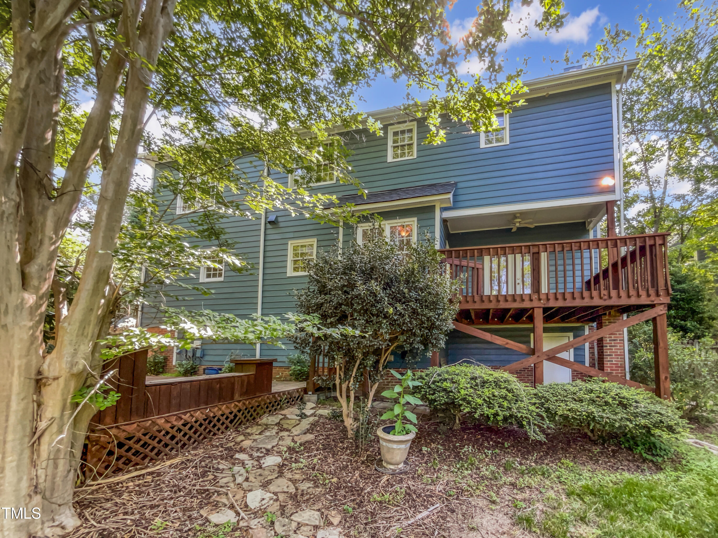 4101 Landrum Lane Raleigh, NC 27616 - Photo 4 of 21 1c