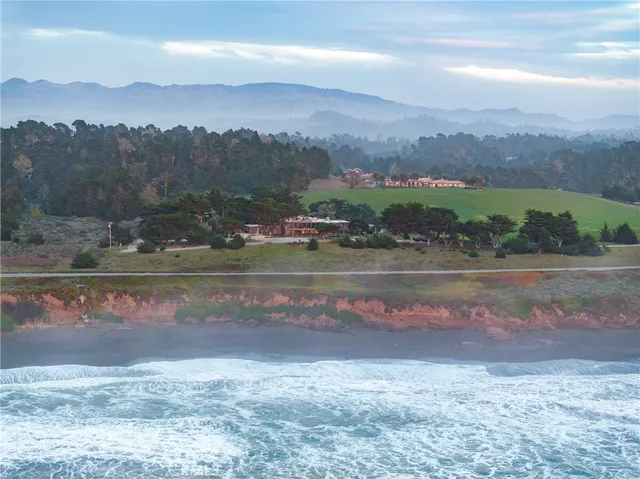 $3,900,000 | 7432 Exotic Garden Drive, Cambria, CA 93428