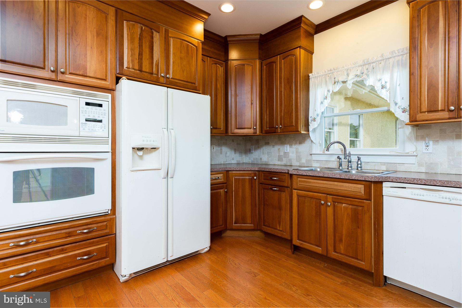 2128 Pleasant Valley Road Newark, DE 19702 - Photo 8 of 29 Kitchen
