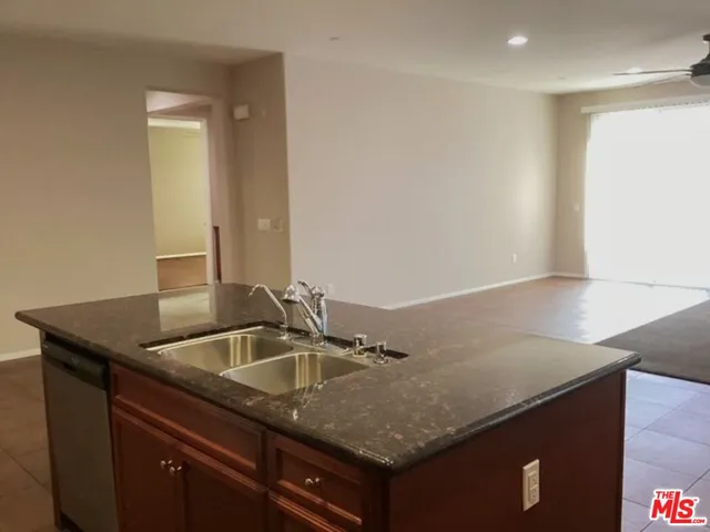 $524,990 | 3832 West Ave J-11, Lancaster, CA 93536