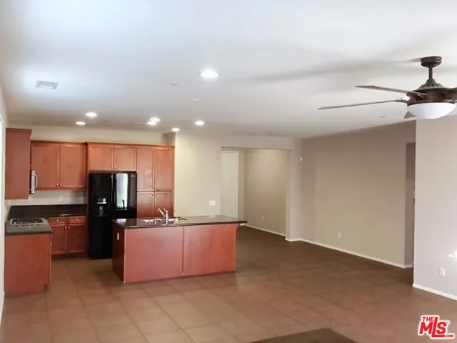 $524,990 | 3832 West Ave J-11, Lancaster, CA 93536