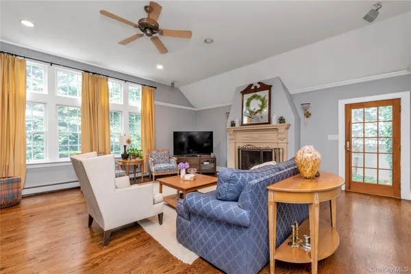 $829,000 | 550 Nassau Boulevard, West Hempstead, NY 11552