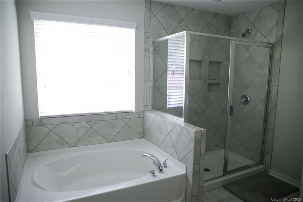 1221 Fordham Road, Unit 8 Charlotte, NC 28208 - Photo 15 of 28 Gallery Image 15