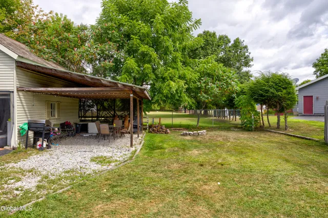 $170,000 | 89 East Potter Avenue, Granville, NY 12832