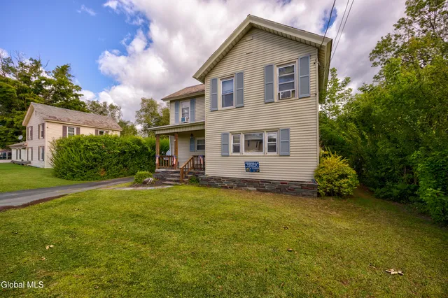 $170,000 | 89 East Potter Avenue, Granville, NY 12832