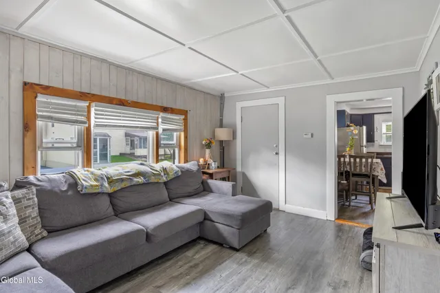 $170,000 | 89 East Potter Avenue, Granville, NY 12832