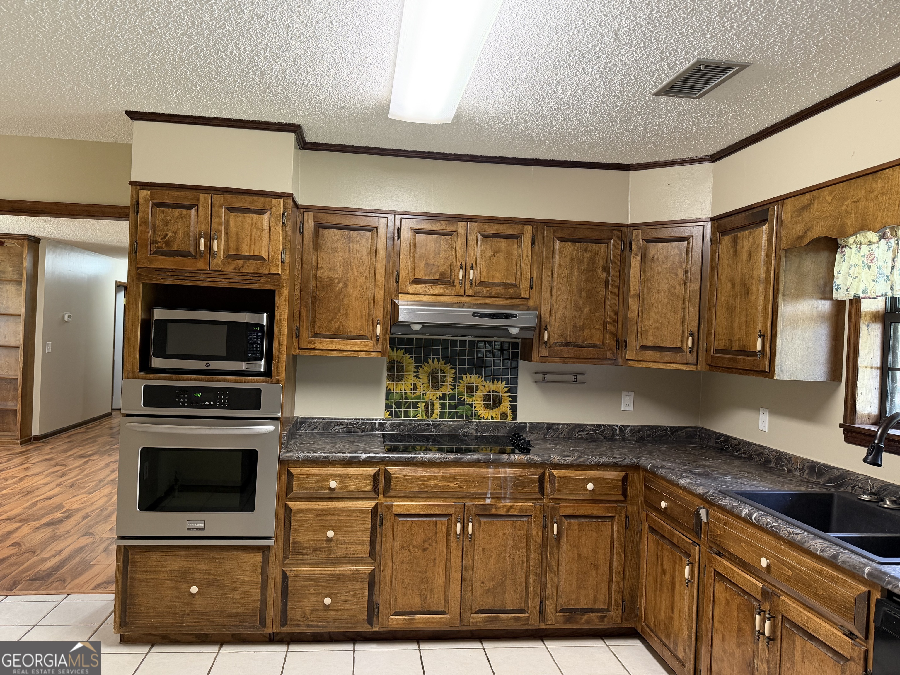 1601 Rutland Road Tifton, GA 31793 - Photo 7 of 33