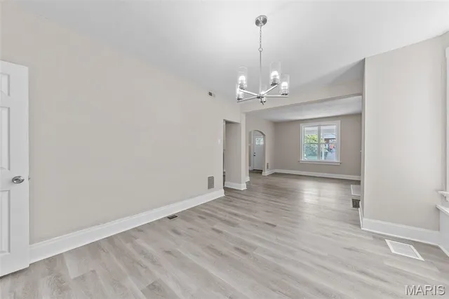 $237,500 | 1111 Forest Avenue, St. Louis, MO 63139