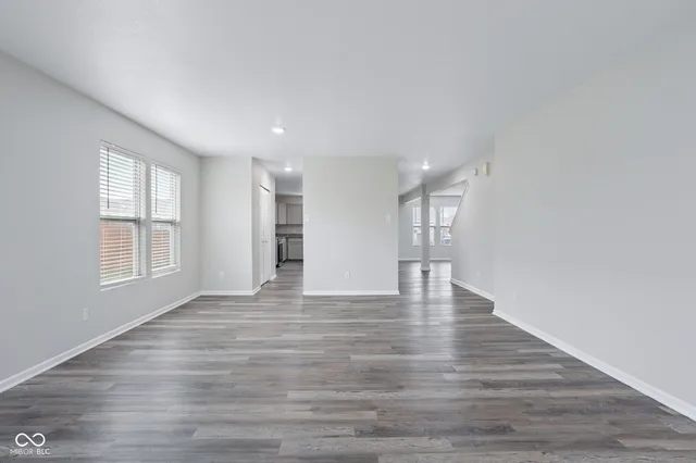 $285,000 | 476 Bourneside Drive, Greenfield, IN 46140