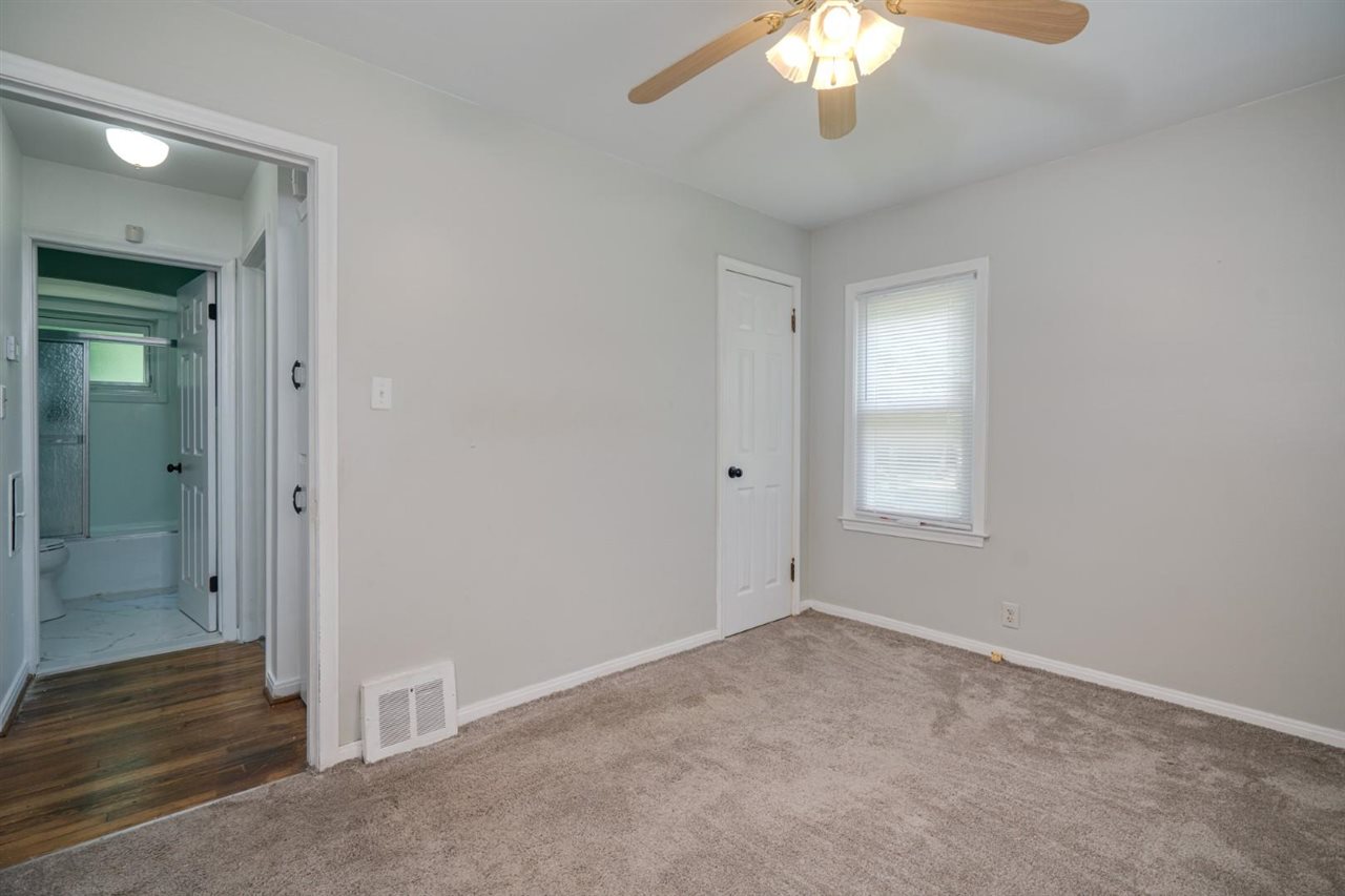 50601 Sass Road Chesterfield, MI 48047 - Photo 11 of 28