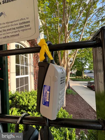 $1,800 | 12957 Centre Park Circle, Unit 112, Herndon, VA 20171