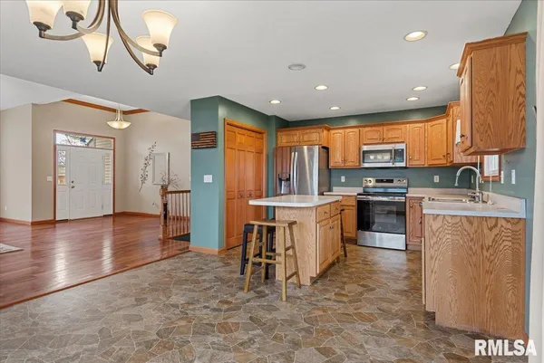 $321,900 | 3708 Switchgrass Court, Springfield, IL 62712