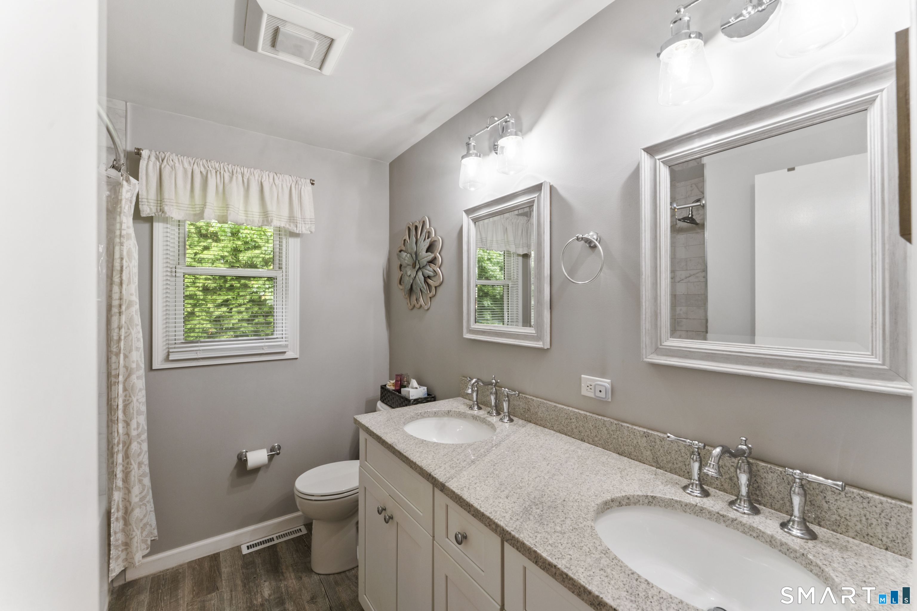 55 Ridgefield Drive Stratford, CT 06614 - Photo 23 of 33