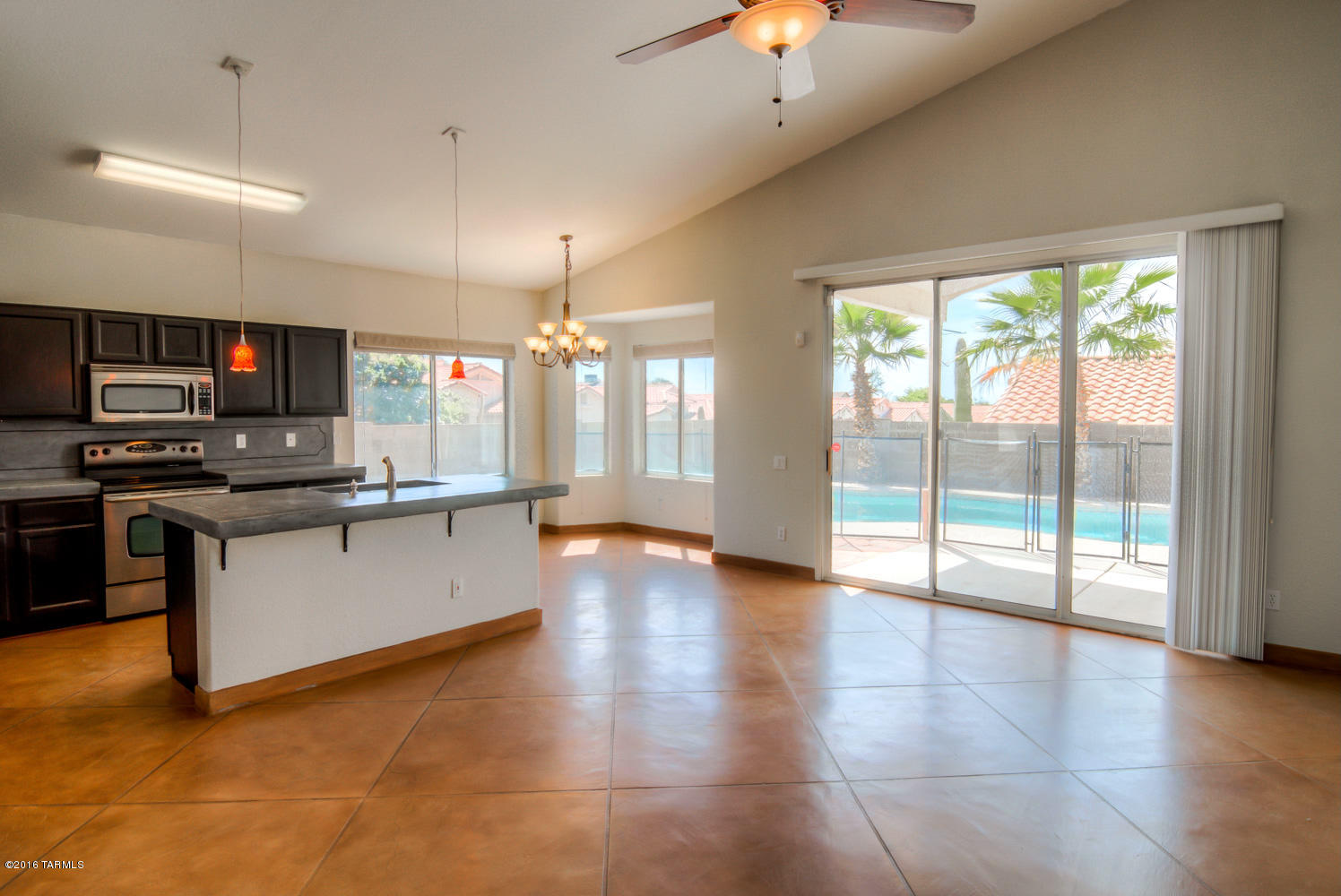 268 South Ridgefield Avenue Tucson, AZ 85748 - Photo 11 of 42