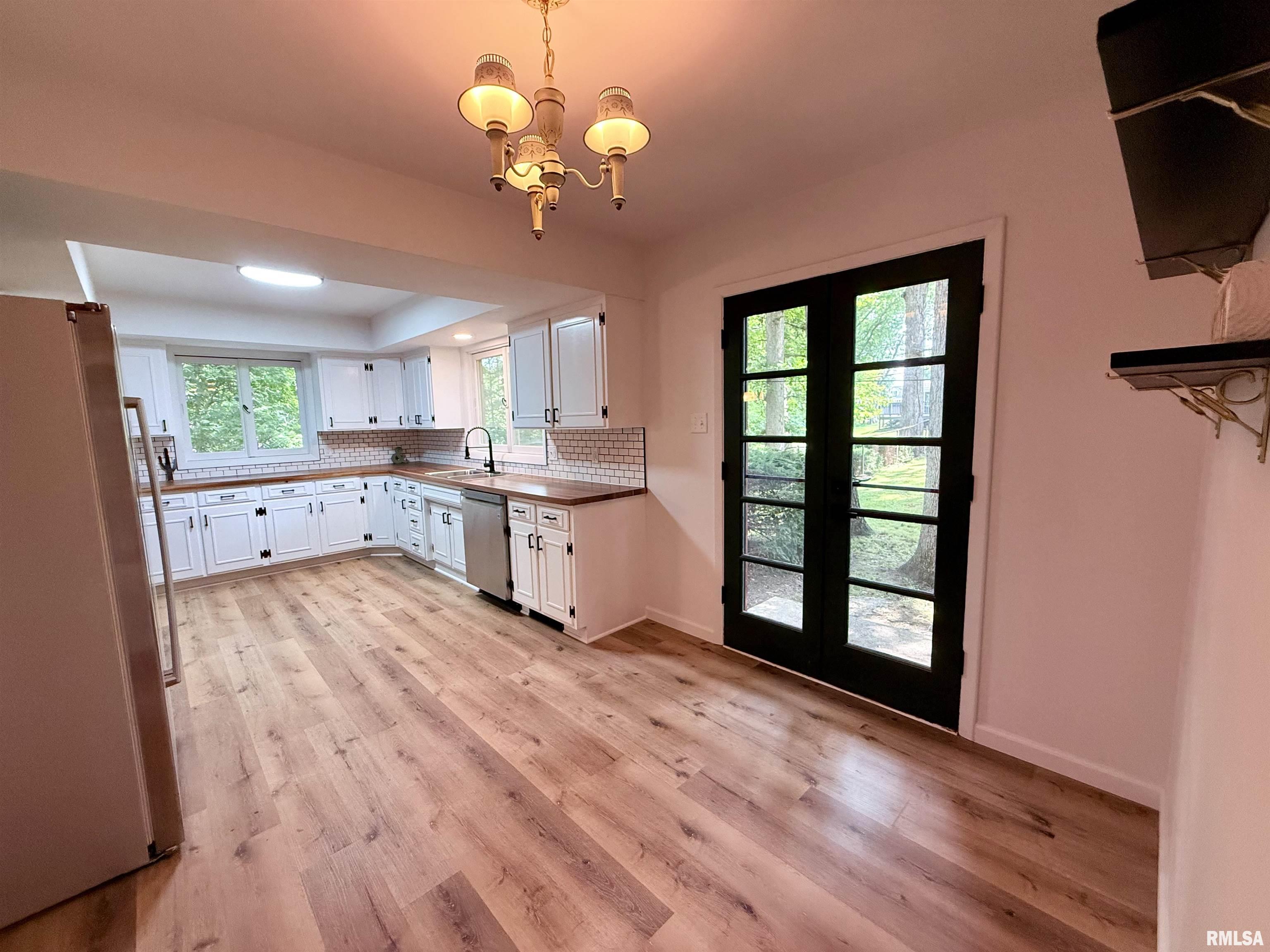 2625 East Lost Bridge Road Decatur, IL 62521 - Photo 20 of 50 Gallery Image 20