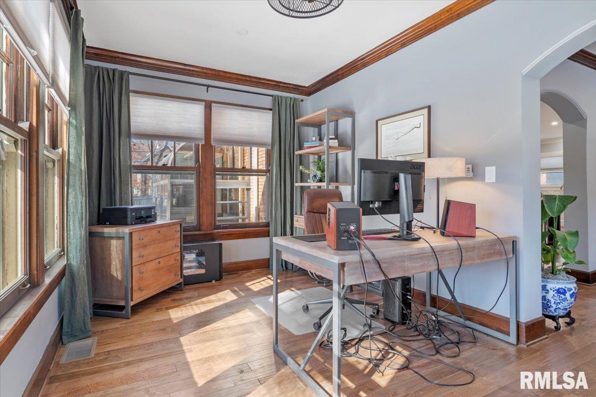 2217 South Wiggins Avenue Springfield, IL 62704 - Photo 23 of 39 Gallery Image 23