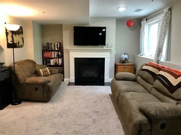 $539,900 | 74 Cox Street, Unit 1, Hudson, MA 01749