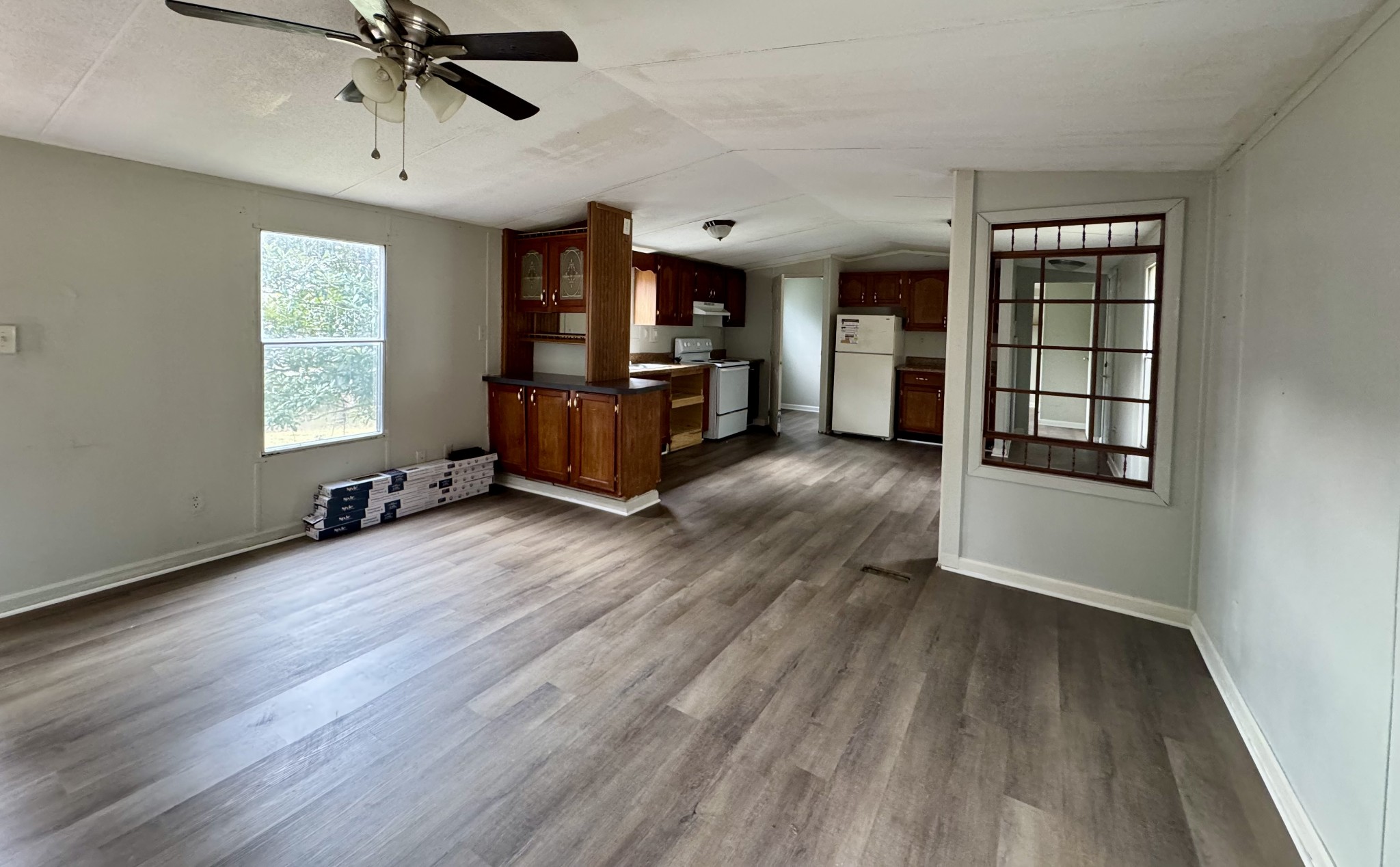 1411 Stoney Point Road Vanleer, TN 37181 - Photo 4 of 13 Gallery Image 4