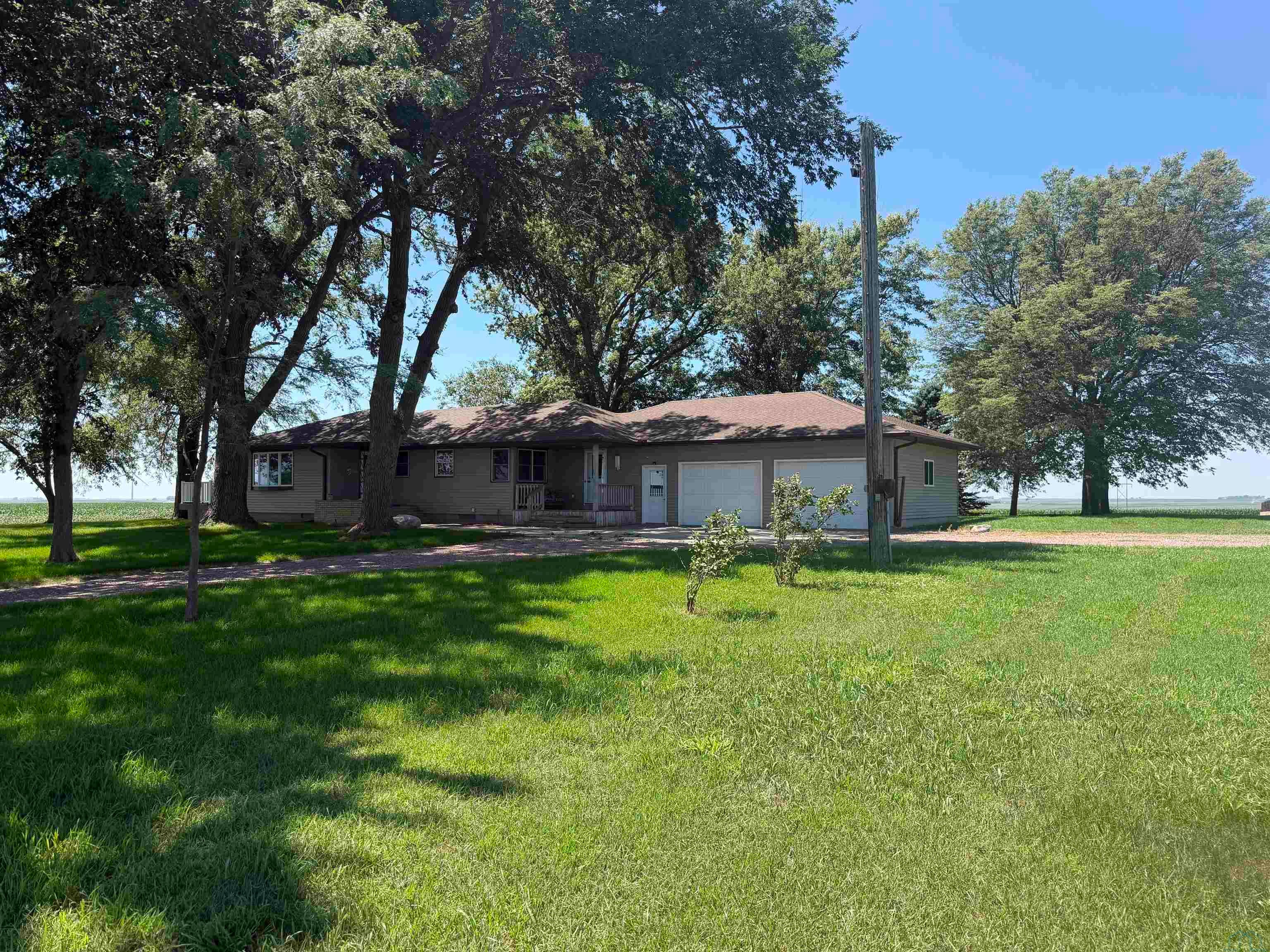 21209 Highway 140 Remsen, IA 51050 - Photo 3 of 47 Gallery Image 3