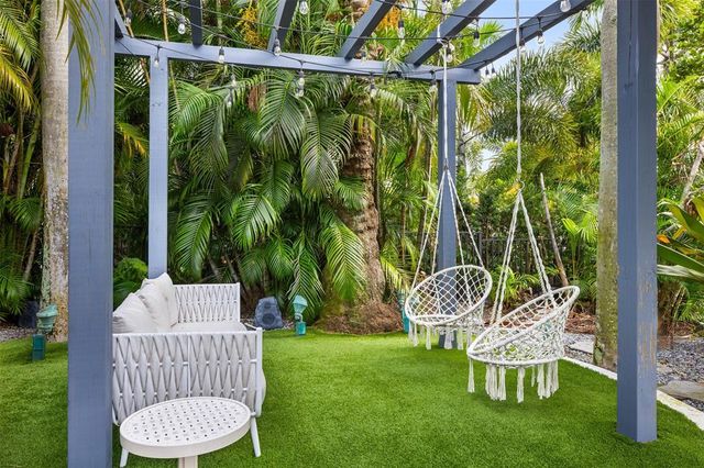 $8,995,000 | 11 Bay Colony Lane, Fort Lauderdale, FL 33308